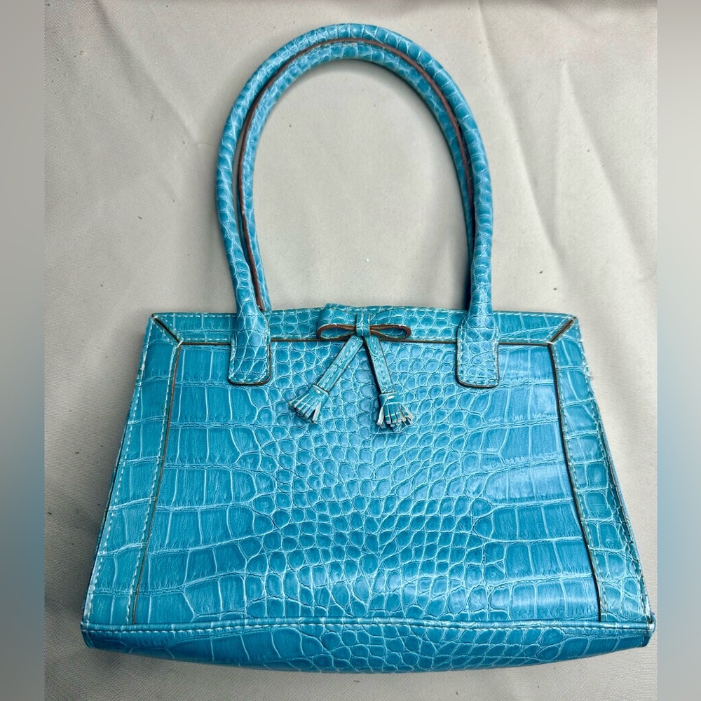 Liz Claiborne turquoise small handbag/purse faux croc pattern with bow